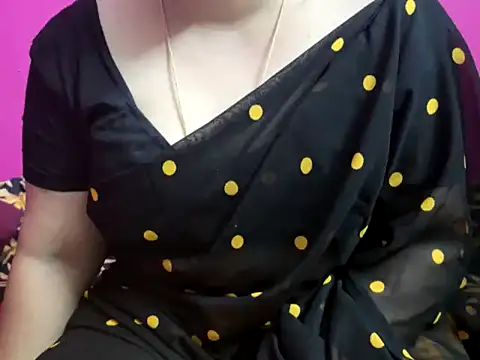 Snapshot of Call_Honey chatting on 20, 5, 2026 Call Honey online show from 20, 5, 2026