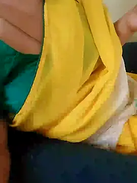 Snapshot of Call_Honey chatting on 14, 6, 2026 Call Honey online show from 14, 6, 2026