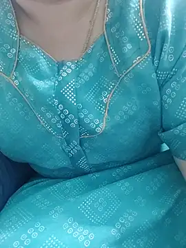 Call Honey online show from 7, 8, 2026