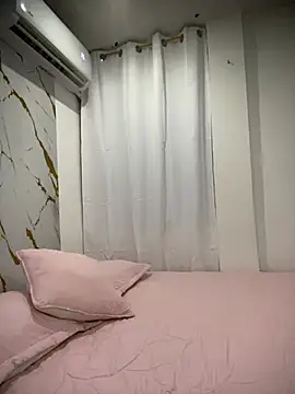 oriana sweet online show from 28, 5, 2026