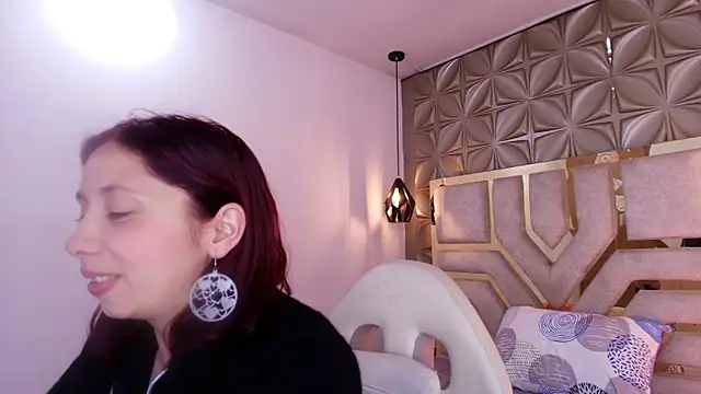 stephaniesun  online show from 18, 5, 2026