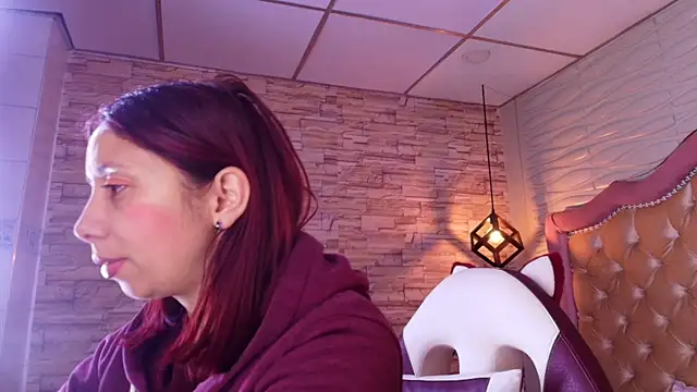 Snapshot of stephaniesun_ chatting on 2, 7, 2026 stephaniesun online show from 2, 7, 2026