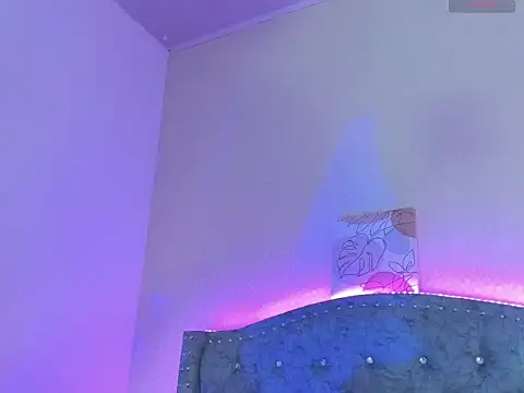 Snapshot of TaliaSkyx21 chatting on 6, 5, 2026 TaliaSkyx21 online show from 6, 5, 2026