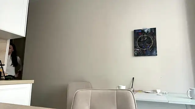 LiaVee online show from 23, 4, 2026