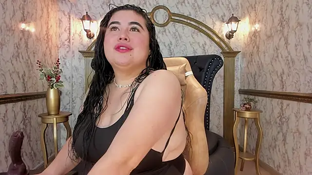Snapshot of CamilaPietri chatting on 4, 5, 2026 CamilaPietri online show from 4, 5, 2026