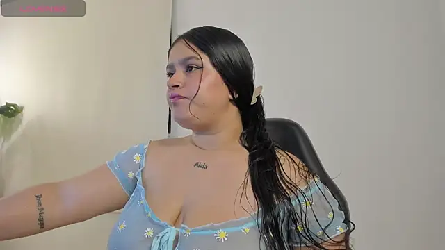 Snapshot of celeste_hatman chatting on 6, 6, 2026 celeste hatman online show from 6, 6, 2026