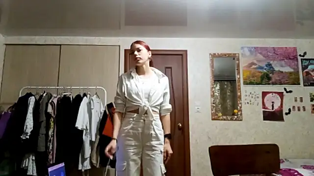 LonaSylvis online show from 23, 4, 2026