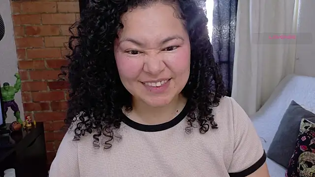 MissBronte online show from 22, 5, 2026