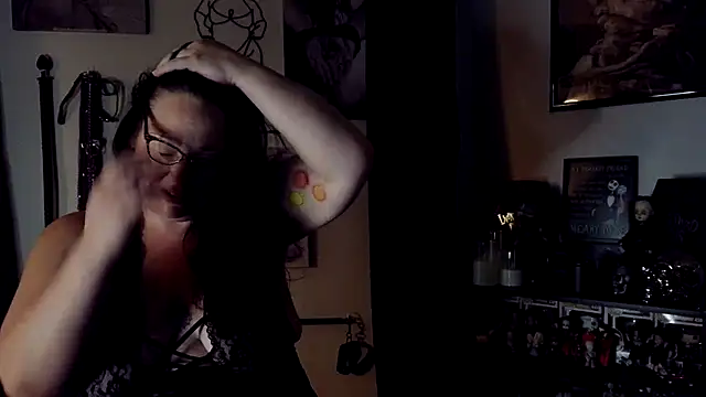 chelledark online show from 12, 6, 2026