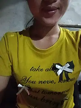 Rosie LoveUU online show from 3, 6, 2026
