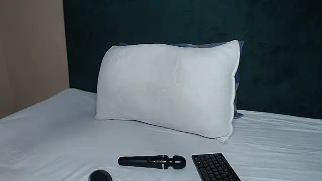 Snapshot of ShortyVibe27 chatting on 23, 7, 2026 ShortyVibe27 online show from 23, 7, 2026