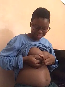 Hotboobs27 online show from 17, 5, 2026