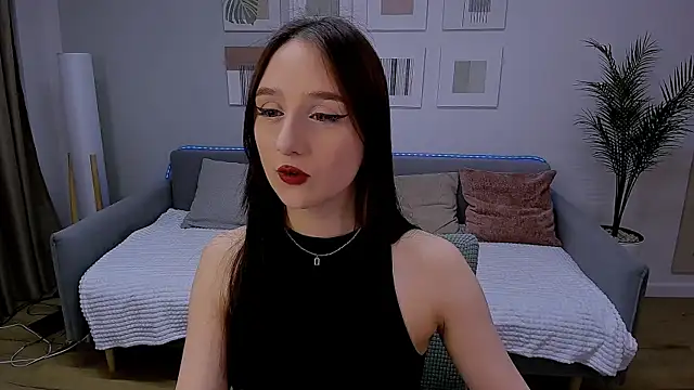 Snapshot of JulietteMonli chatting on 3, 5, 2026 JulietteMonli online show from 3, 5, 2026