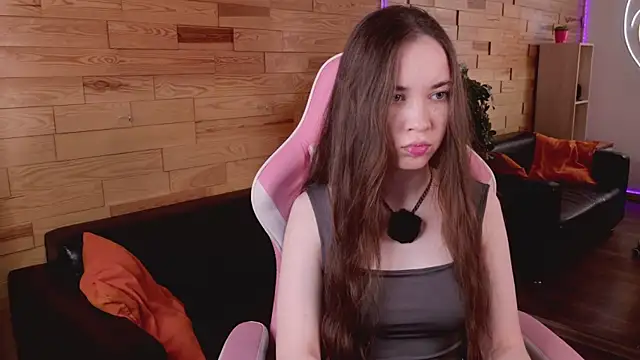 LilaMccoy online show from 18, 7, 2026