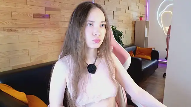 LilaMccoy online show from 5, 7, 2026