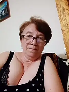 KetQueen101 online show from 4, 6, 2026