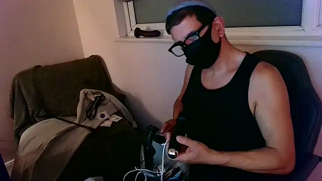 maskedilf online show from 24, 5, 2026