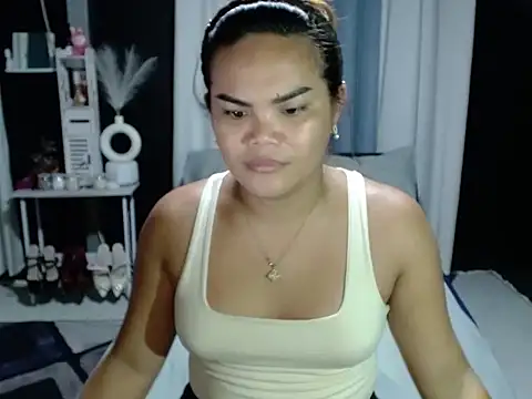 Snapshot of Kendallfoxx chatting on 4, 6, 2026 Kendallfoxx online show from 4, 6, 2026