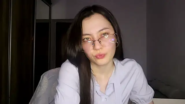 AshleyTropiano online show from 30, 5, 2026