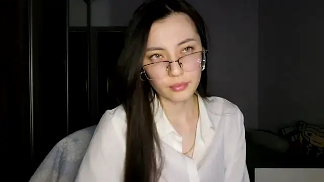AshleyTropiano online show from 20, 5, 2026