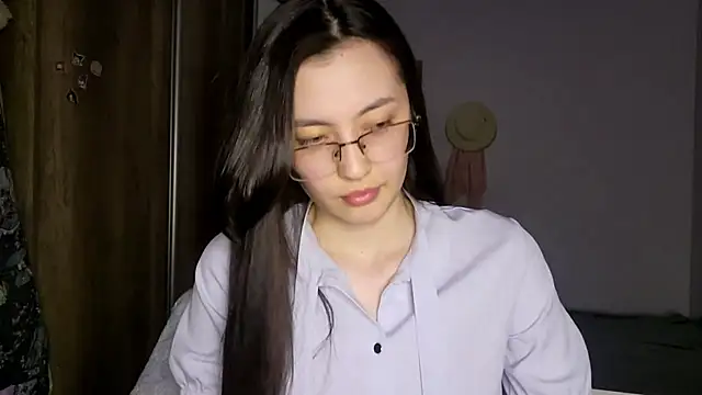 AshleyTropiano online show from 27, 5, 2026