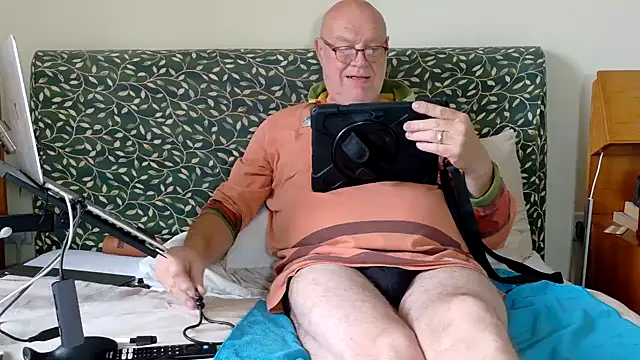 KinkCentral online show from 11, 6, 2026