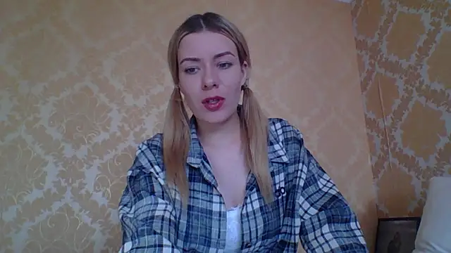 Softy Aura  online show from 16, 6, 2026