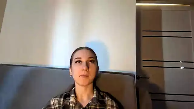 OliviaBuckaloo online show from 26, 4, 2026