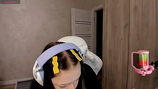 urmelodyy online show from 5, 8, 2026