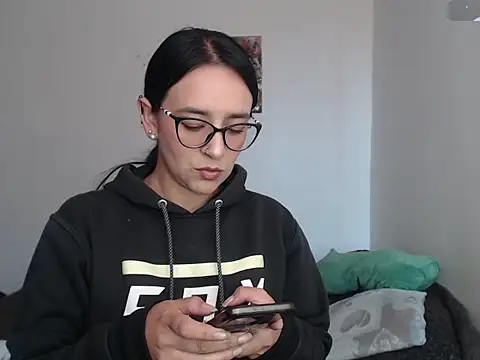 ASHLEYLOVE11 online show from 19, 6, 2026