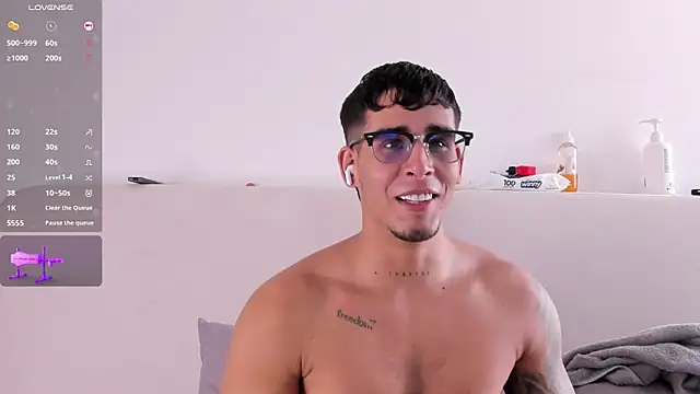 Iamcamilo   online show from 30, 4, 2026