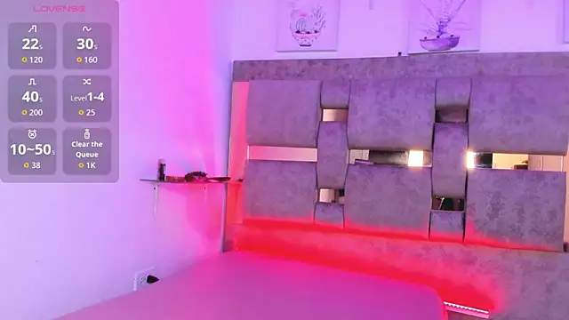 Playful Violet online show from 27, 5, 2026