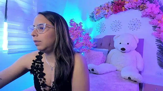 Sharon rhodes  online show from 3, 6, 2026