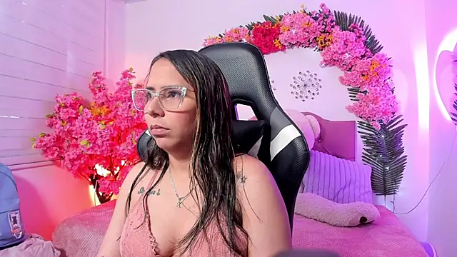 Sharon rhodes  online show from 24, 4, 2026