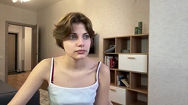 Snapshot of LinaFlamie chatting on 8, 6, 2026 LinaFlamie online show from 8, 6, 2026