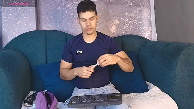 Derek Voss online show from 30, 6, 2026