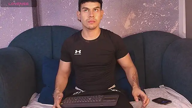 Derek Voss online show from 6, 7, 2026