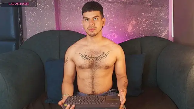 Derek Voss online show from 15, 7, 2026
