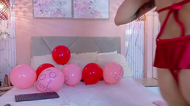 PamellScoth online show from 14, 6, 2026