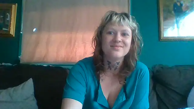 RosieSwitchBitch online show from 19, 6, 2026