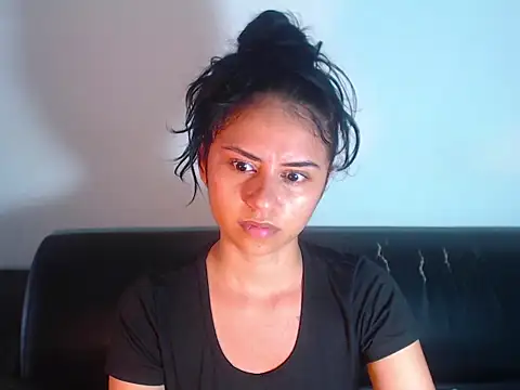 Snapshot of BellaLuxxs chatting on 10, 6, 2026 BellaLuxxs online show from 10, 6, 2026