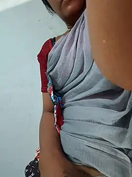 Tamil Hot HoneyBee online show from 5, 7, 2026