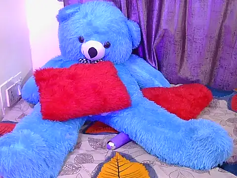 hot-saanvi online show from 12, 7, 2026