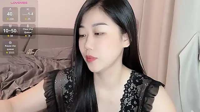 F-Yuwei online show from 5, 6, 2026