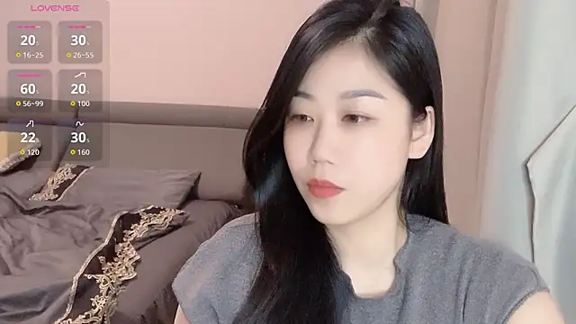 F-Yuwei online show from 30, 5, 2026