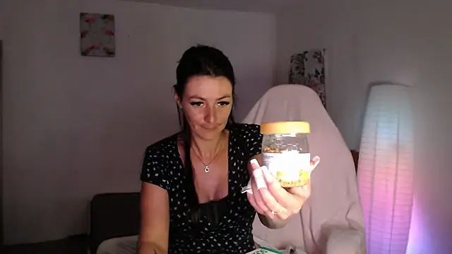 Snapshot of missydiorr10 chatting on 9, 6, 2026 missydiorr10 online show from 9, 6, 2026