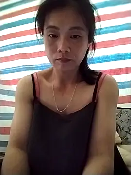 Snapshot of Onie116 chatting on 4, 5, 2026 Onie116 online show from 4, 5, 2026
