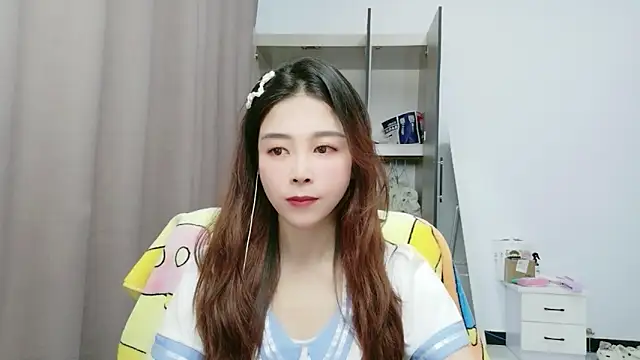 xiaoxiaohong030 online show from 12, 6, 2026