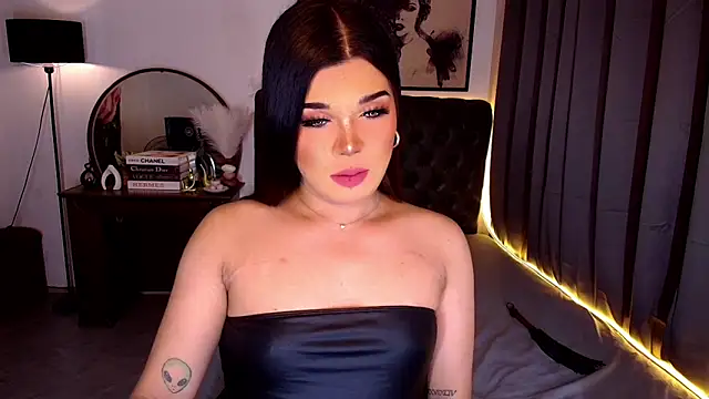 Snapshot of Empress_Candice chatting on 18, 5, 2026 Empress Candice online show from 18, 5, 2026