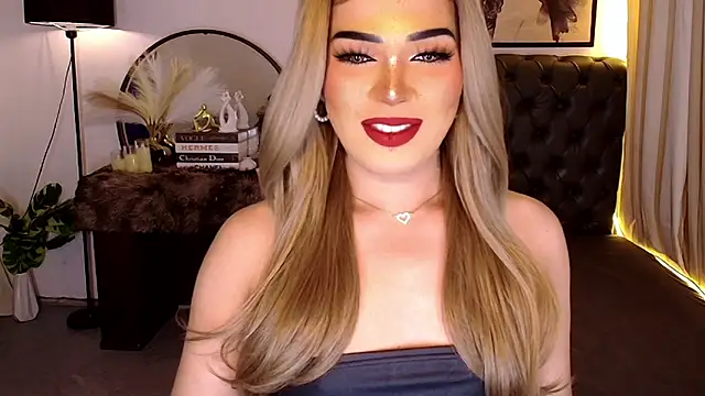 Snapshot of Empress_Candice chatting on 3, 6, 2026 Empress Candice online show from 3, 6, 2026